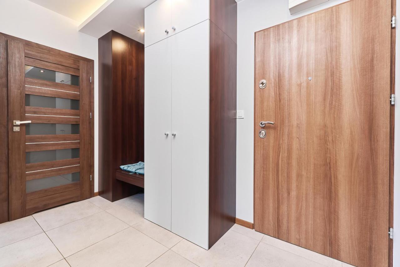 Nowa Teczowa Apartments Promenada Staromiejska By Noclegi Renters Wroclaw Dış mekan fotoğraf