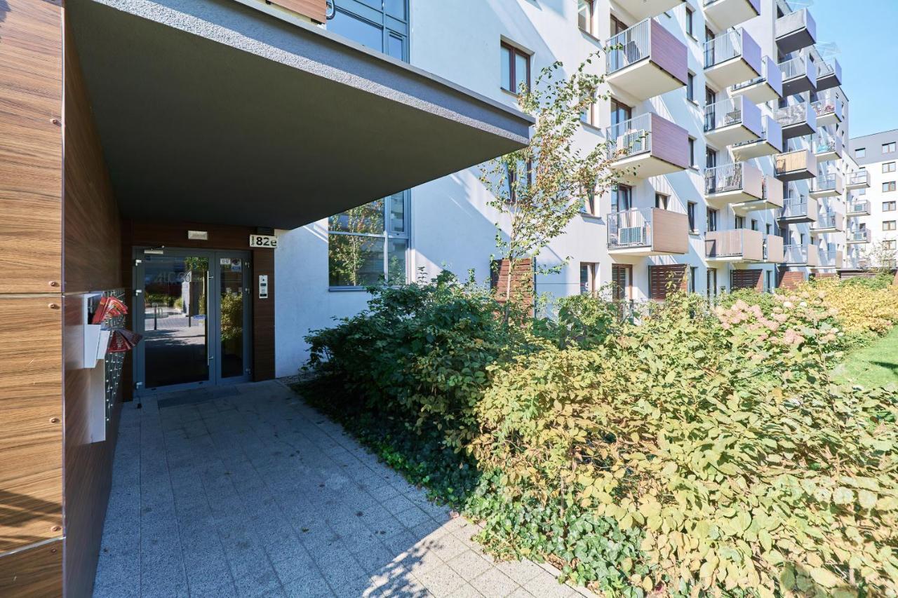 Nowa Teczowa Apartments Promenada Staromiejska By Noclegi Renters Wroclaw Dış mekan fotoğraf
